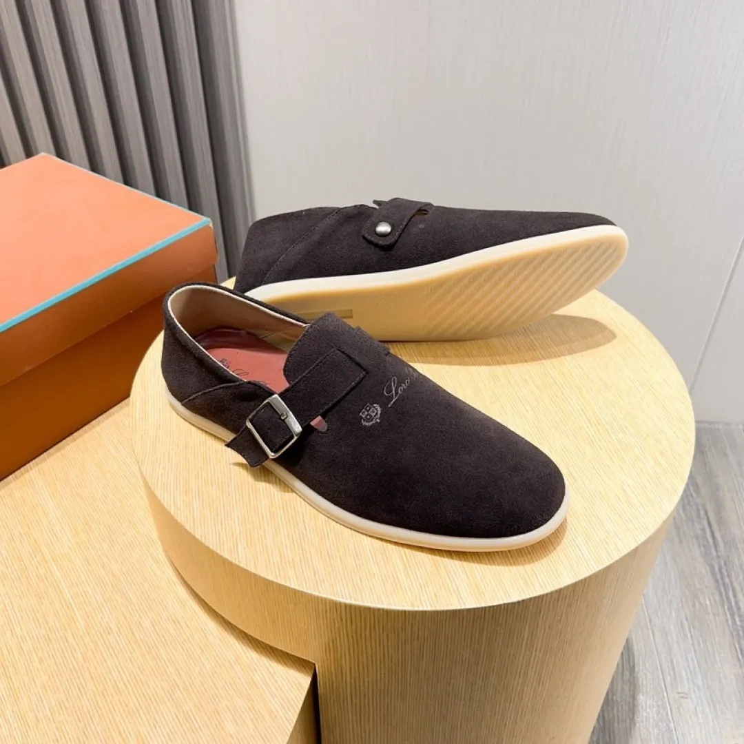 Factory price 420💰[loro piana] 2025 new moccasins, popular casual sneakers for street men. The shoes are made of first-layer suede leather uppers with rubber soles. They are classic. The complex craftsmanship and meticulous structure make the shoes light and soft, allowing you to walk comfortably and freely. Perfect for summer wear. Yardage: 38-45.
